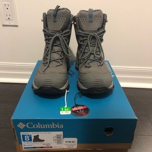 99% New Columbia Arctic Trip Omni-Heat boots